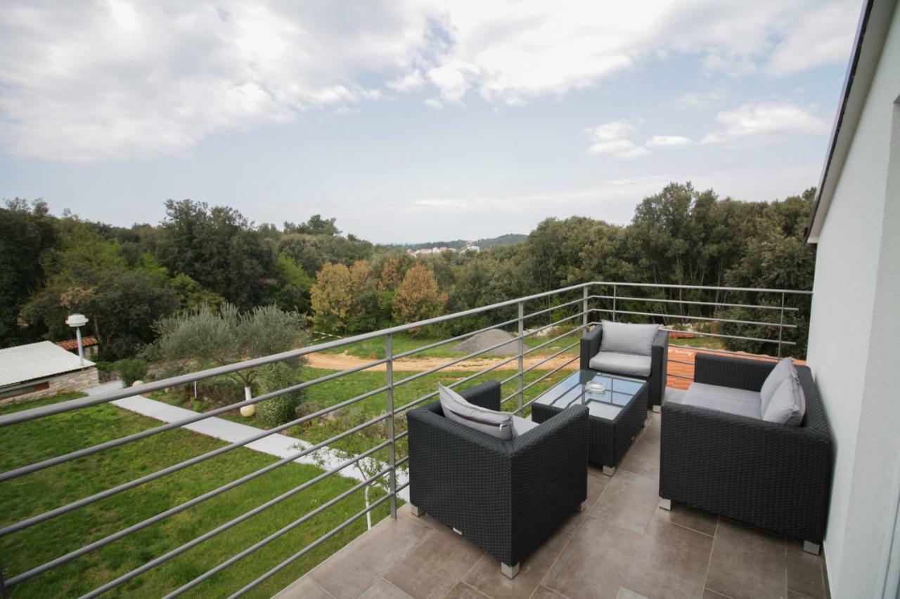 Sebi Apartment 300 M From Beach Rovinj Eksteriør bilde